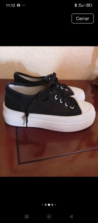 Zapatillas deportivas tipo converse negras y blanc