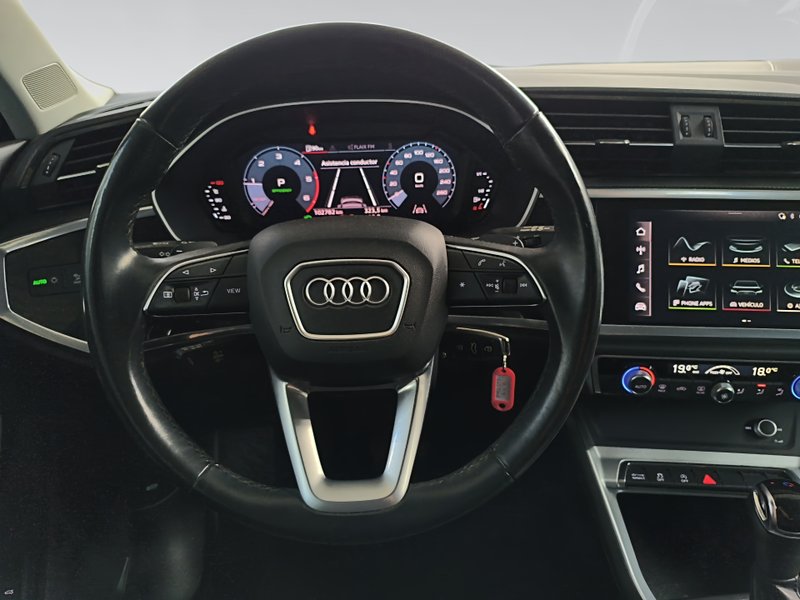 Audi Q3 2021, foto 8