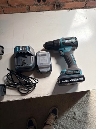 Taladro a batería Makita 18V LXT