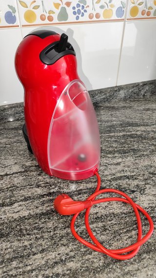 Macchina da caffè Dolce Gusto Piccolo Rosso