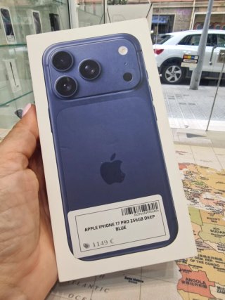 iPhone 17 Pro 256GB Deep Blue