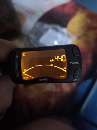 Afinador Musedo TM-25 Clip-On Metrónomo