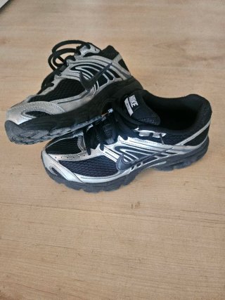 Zapatillas Nike Air Jordan Trunner LX t.39