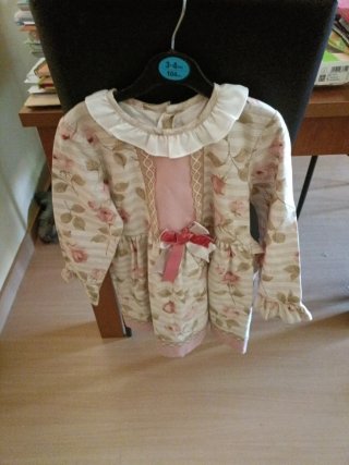 Vestido niña flores rosa y beige talla 6.
