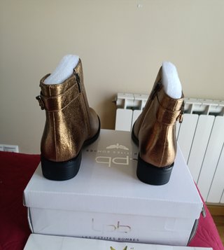 Botines Mama Bronce Metalizado Talla 38 de 78€
