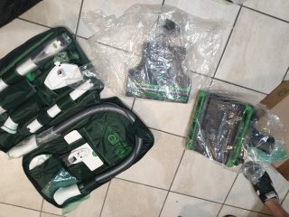 Aspirapolvere Folletto VK220S Completo d Accessori