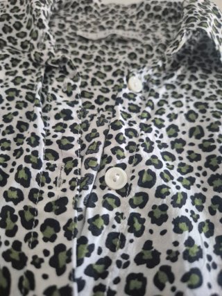Blusa sin mangas EASY WEAR estampado leopardo