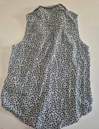 Blusa sin mangas EASY WEAR estampado leopardo