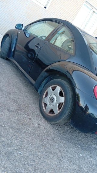 Volkswagen Beetle 2005