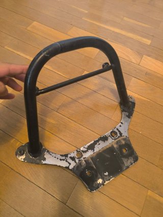 Pantalla deflector Moto. Y soporte GPS/movil.