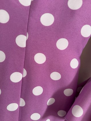 Traje de flamenca morado y blanco