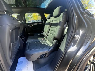 Volkswagen Touareg R-Line 3.0 V6 TDI 170kW Tip 4M
