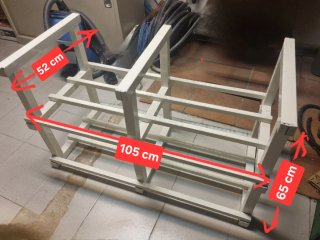 Bancada para baterías solares