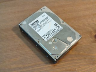 Disco Duro Interno HDD 2TB Toshiba