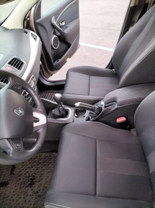 Renault Megane 2009 1.5 dci 105 cv