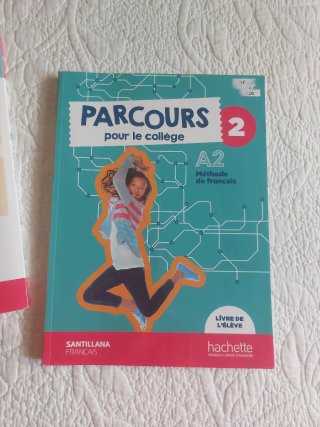 Libros de Francés 2Eso Parcours A2 Santillana