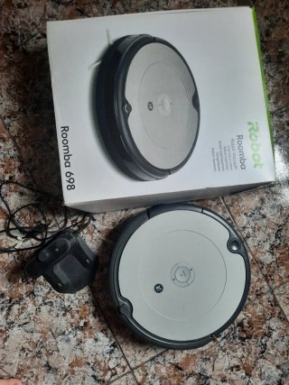 iRobot Roomba 698 Wifi+ caja original (poco uso)