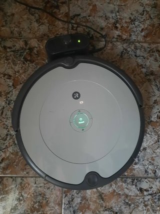iRobot Roomba 698 Wifi+ caja original (poco uso)