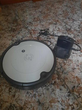 iRobot Roomba 698 Wifi+ caja original (poco uso)