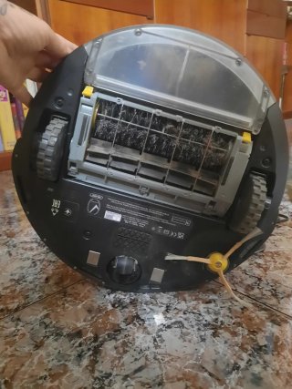 iRobot Roomba 698 Wifi+ caja original (poco uso)