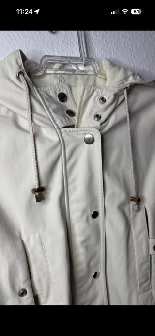 Chaqueta blanca calentita con forro