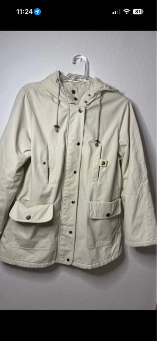 Chaqueta blanca calentita con forro