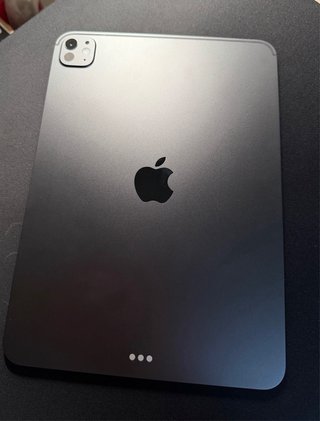 iPad Pro 11 M5 256GB Space Gray + Accesorios