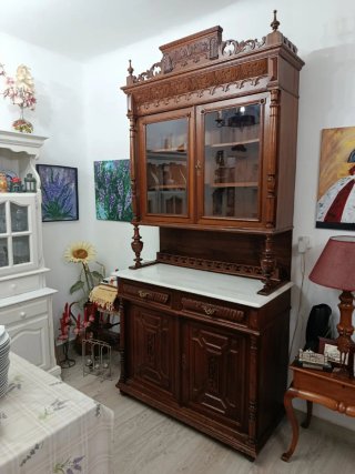 Mueble alacena antiguo. En buen estado.