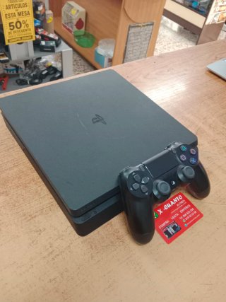CONSOLA SONY PS4 SLIM 500GB 13.50 CON MANDO CABLES