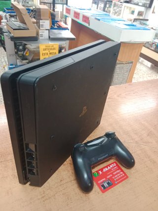 CONSOLA SONY PS4 SLIM 500GB 13.50 CON MANDO CABLES