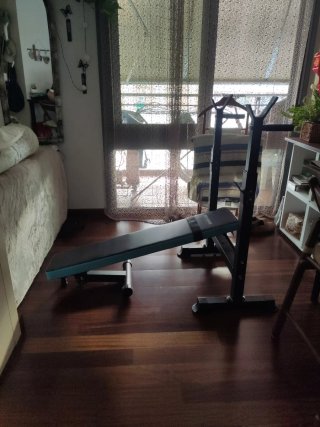 Banco de pesas y abdominales BEHUMAX