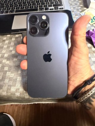 iPhone 15 Pro Max Gris Espacial