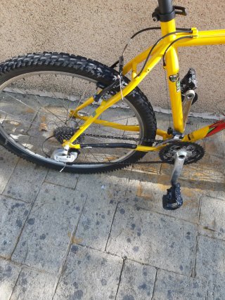 Bicicleta Mountain Bike 8 Cambios