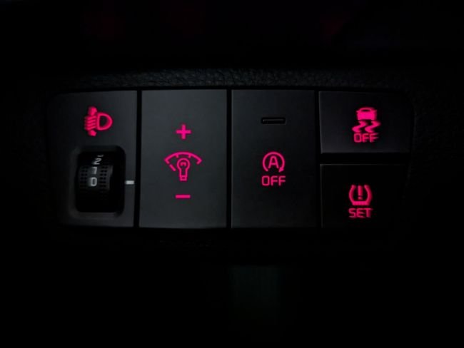 Kia Stonic 2023, foto 49
