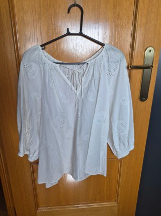 Blusa de algodón bordada