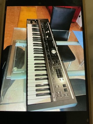 Teclado Sintetizador Roland VR-09