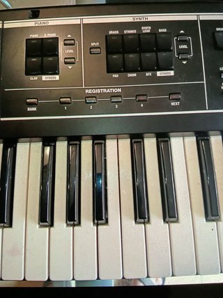 Teclado Sintetizador Roland VR-09
