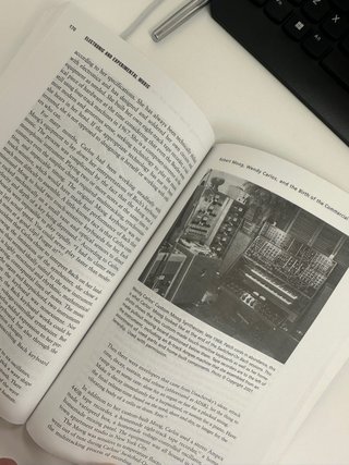 “Electronic and experimental music” de Thom Holmes