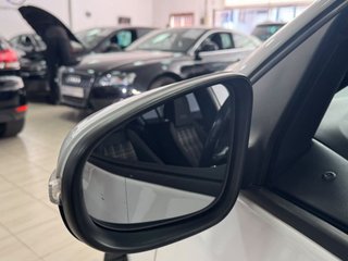 VOLKSWAGEN Golf VI 2.0 TSI 210cv DSG 6 vel GTI
