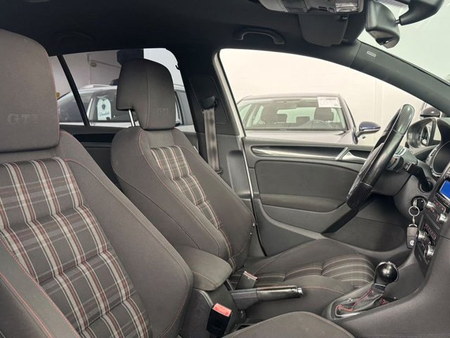 VOLKSWAGEN Golf VI 2.0 TSI 210cv DSG 6 vel GTI