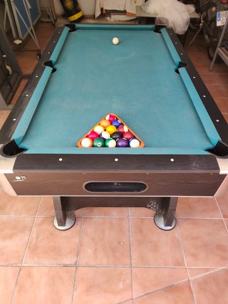 Mesa de billar completa con 2 tacos