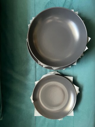 Vajilla IKEA 12 piezas gris oscuro mate