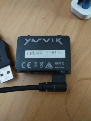 3 MP3 (2 iPods + 1 desconocido)