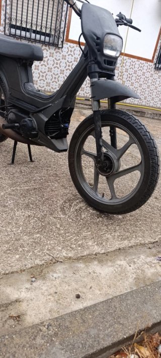 Derbi Variant Negra