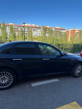 Alfa Romeo 159