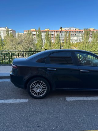 Alfa Romeo 159