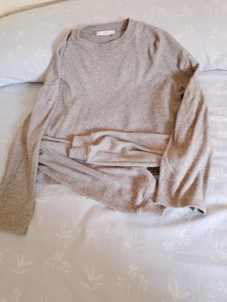 Conjunto Mango Jersey y Pantalón Gris Talla M.