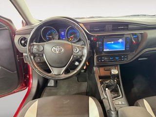 Toyota Auris 1.2 120T Active (Business Plus)