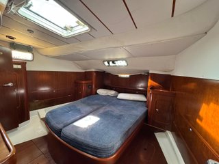 Beneteau Oceanis 44 CC Velero