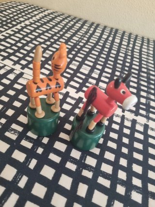 Muñecos de madera animales